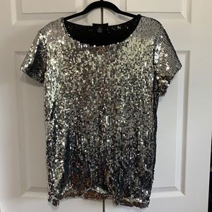 Women’s short sleeve silver sequence shirt